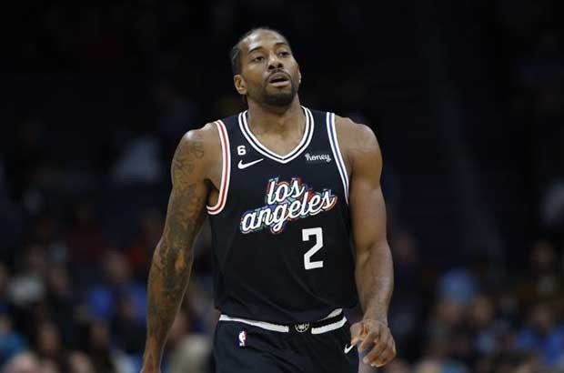 邮报：布拉德利有望出战利兹联，弗林蓬将在本月中旬复出（邮报：布拉德利或出战利兹联，弗林蓬预计本月中旬回归）