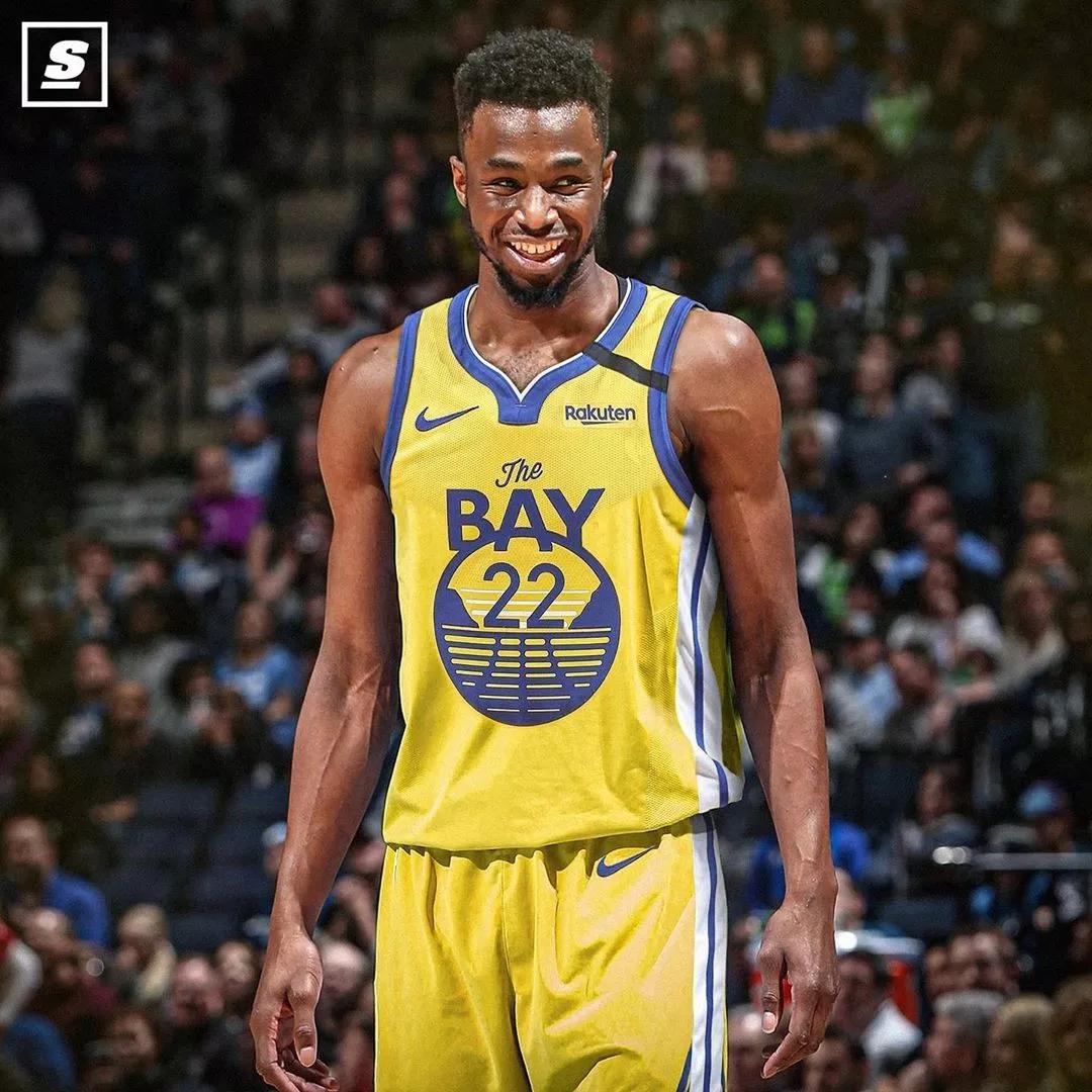 B费双响导演4-1大胜！曼联客场血洗垫底狼队，强势杀回前六（B费梅开二度导演4-1大捷！曼联客场横扫榜尾狼队，强势重返前六）