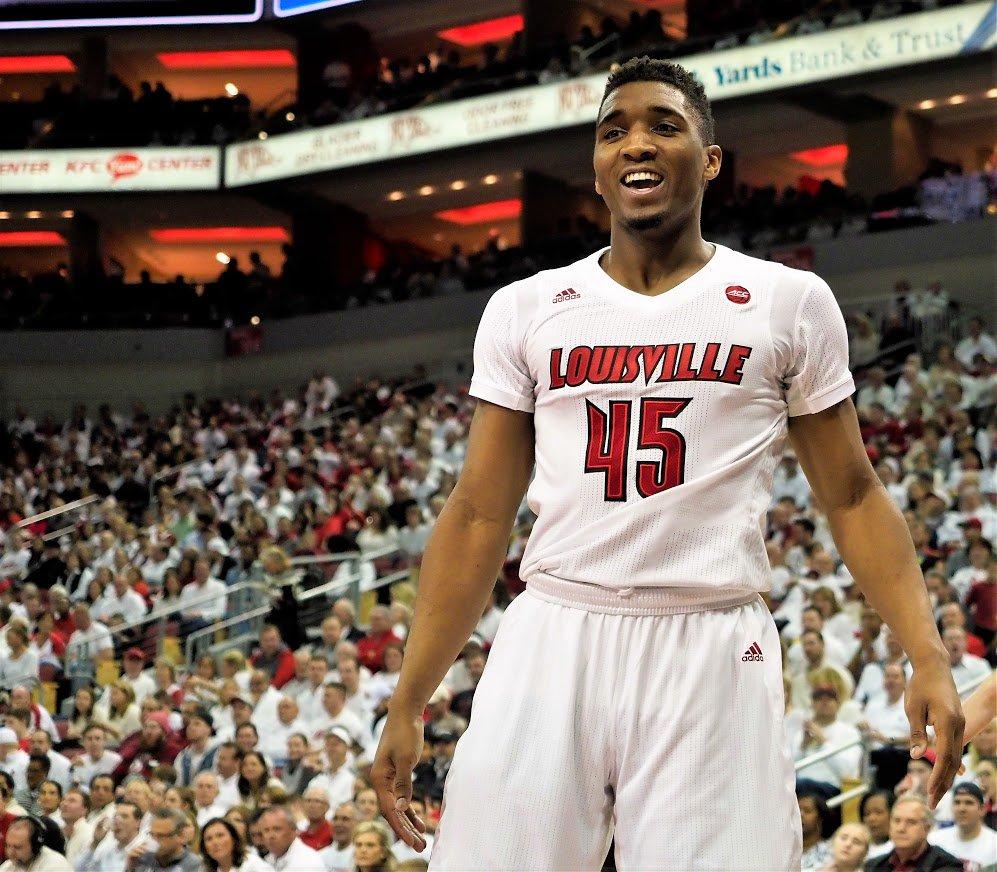 这是真爱，一阿根廷球迷带了50美元，一路搭顺风车去巴西客场（仅带50美元 阿根廷球迷搭顺风车远征巴西客场）