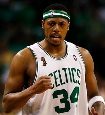 相差7.2公里，曼城全队跑动119公里，皇马跑动111.8公里（曼城全队跑动119公里领先皇马111.8公里，差距7.2公里）