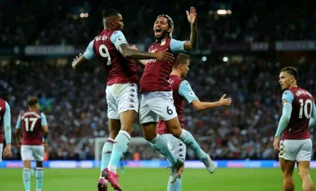 爷青回，维耶里社媒晒与大罗、巴乔、托蒂、卡纳瓦罗等人合照（回忆杀！维耶里社媒晒与大罗、巴乔、托蒂、卡纳瓦罗等传奇合影）