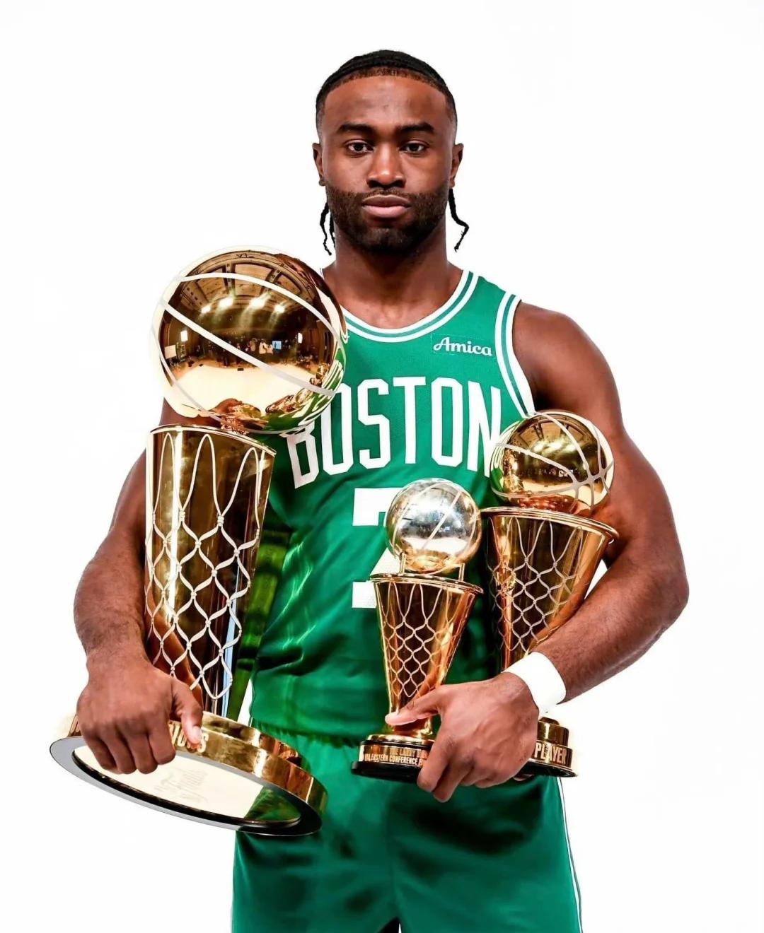 瓜迪奥拉：罗德里腘绳肌仍有问题；阿森纳太强了差距已经存在（瓜迪奥拉：罗德里腘绳肌仍未恢复；阿森纳强势，差距已显现）